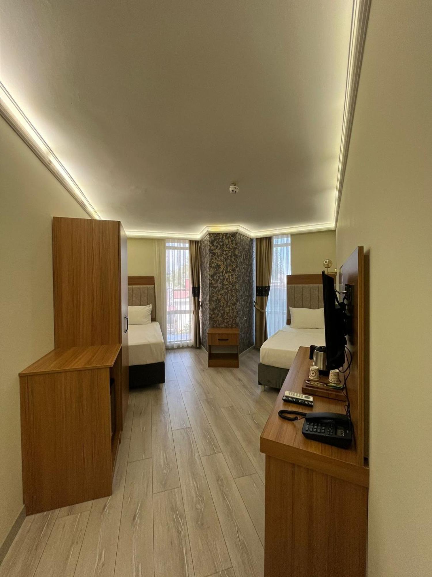 Golden Lux Hotel อันตัลยา ภายนอก รูปภาพ