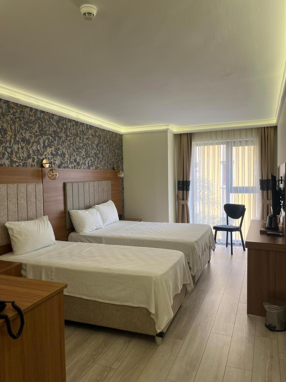 Golden Lux Hotel อันตัลยา ภายนอก รูปภาพ