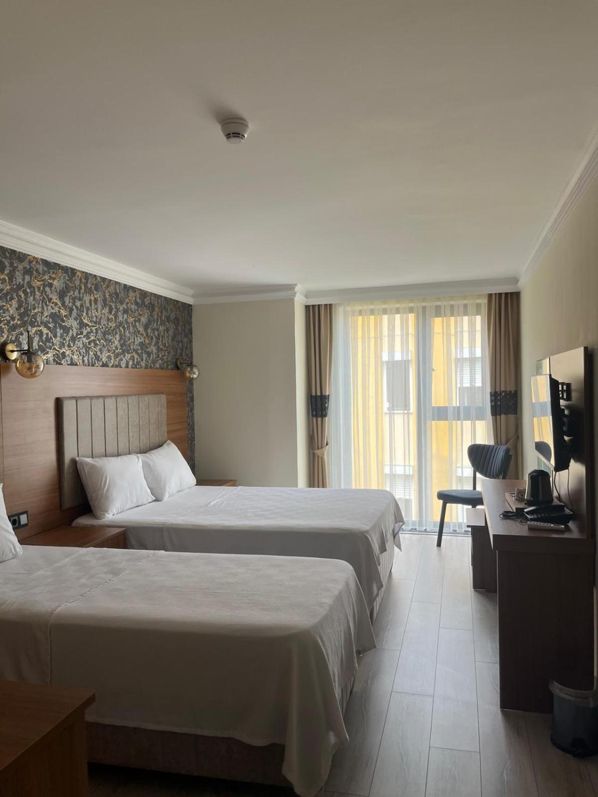 Golden Lux Hotel อันตัลยา ภายนอก รูปภาพ