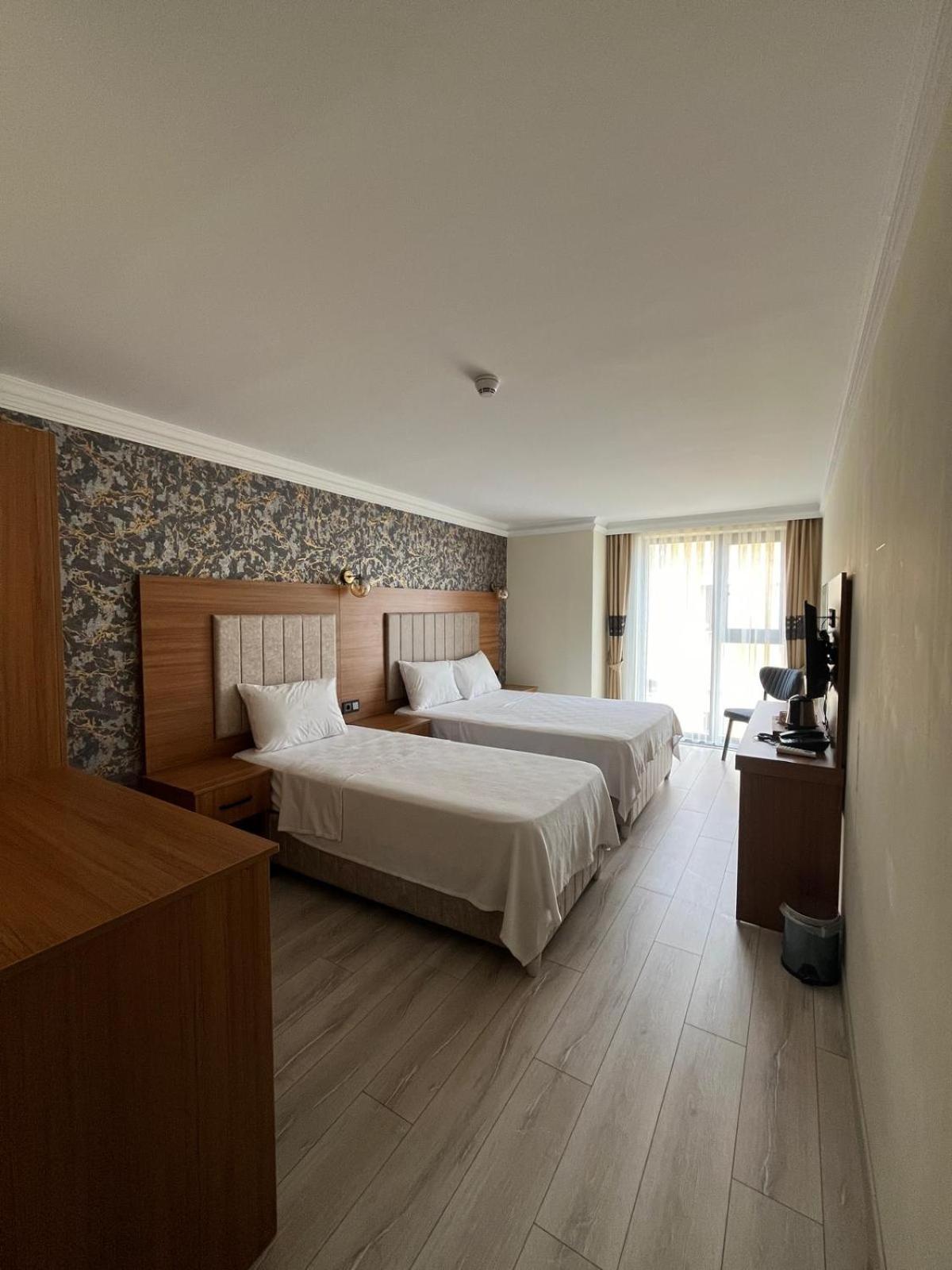 Golden Lux Hotel อันตัลยา ภายนอก รูปภาพ