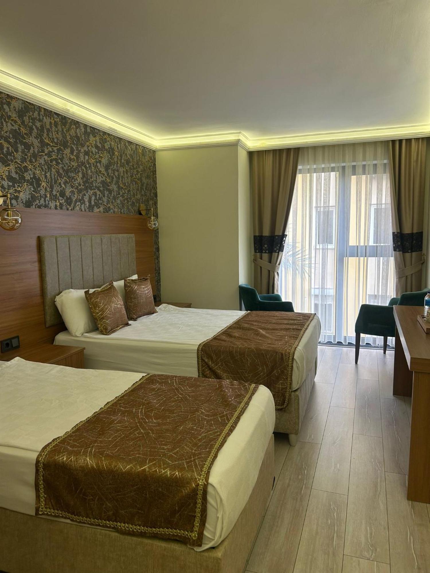 Golden Lux Hotel อันตัลยา ภายนอก รูปภาพ