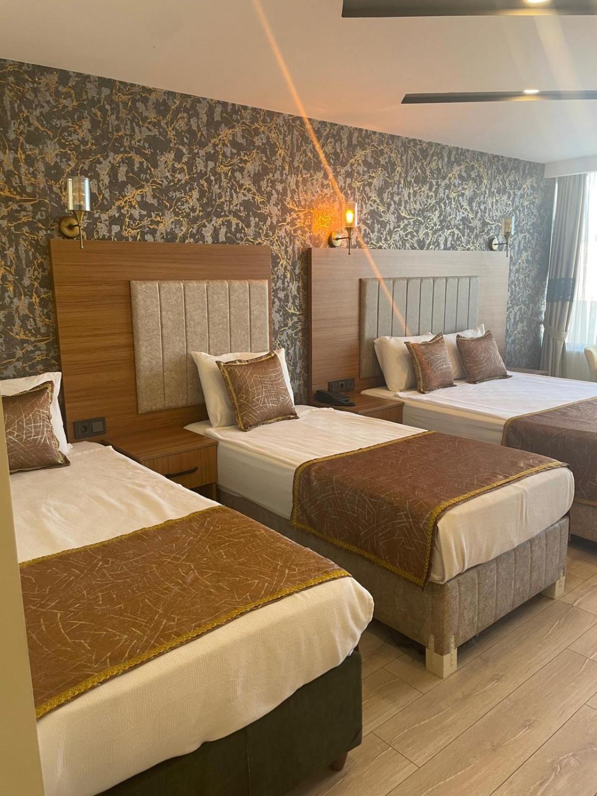 Golden Lux Hotel อันตัลยา ภายนอก รูปภาพ